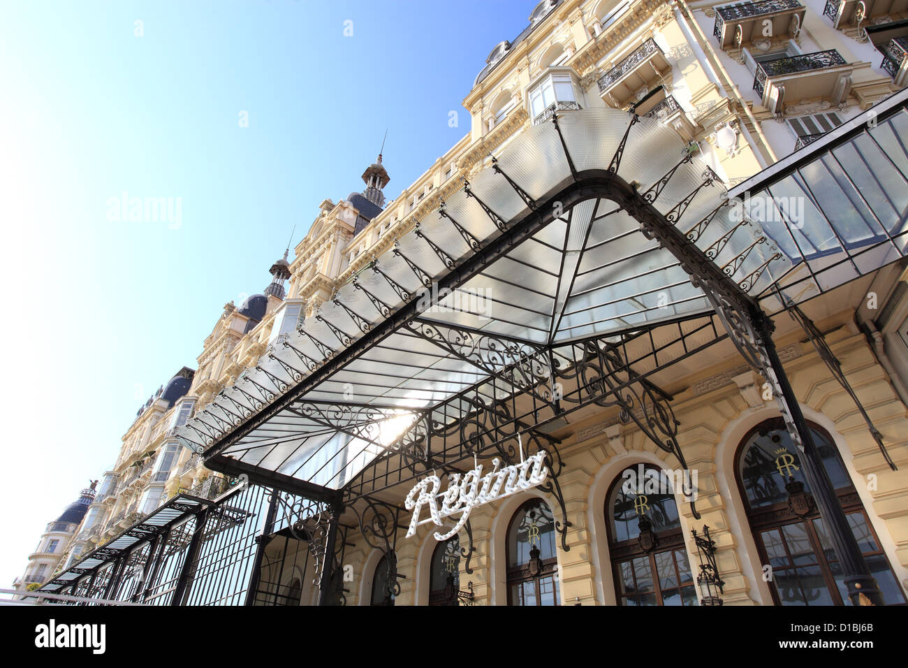 La Regina edificio è un palazzo antico hotel e una tipica architettura Belle Epoque nella città di Nizza Foto Stock