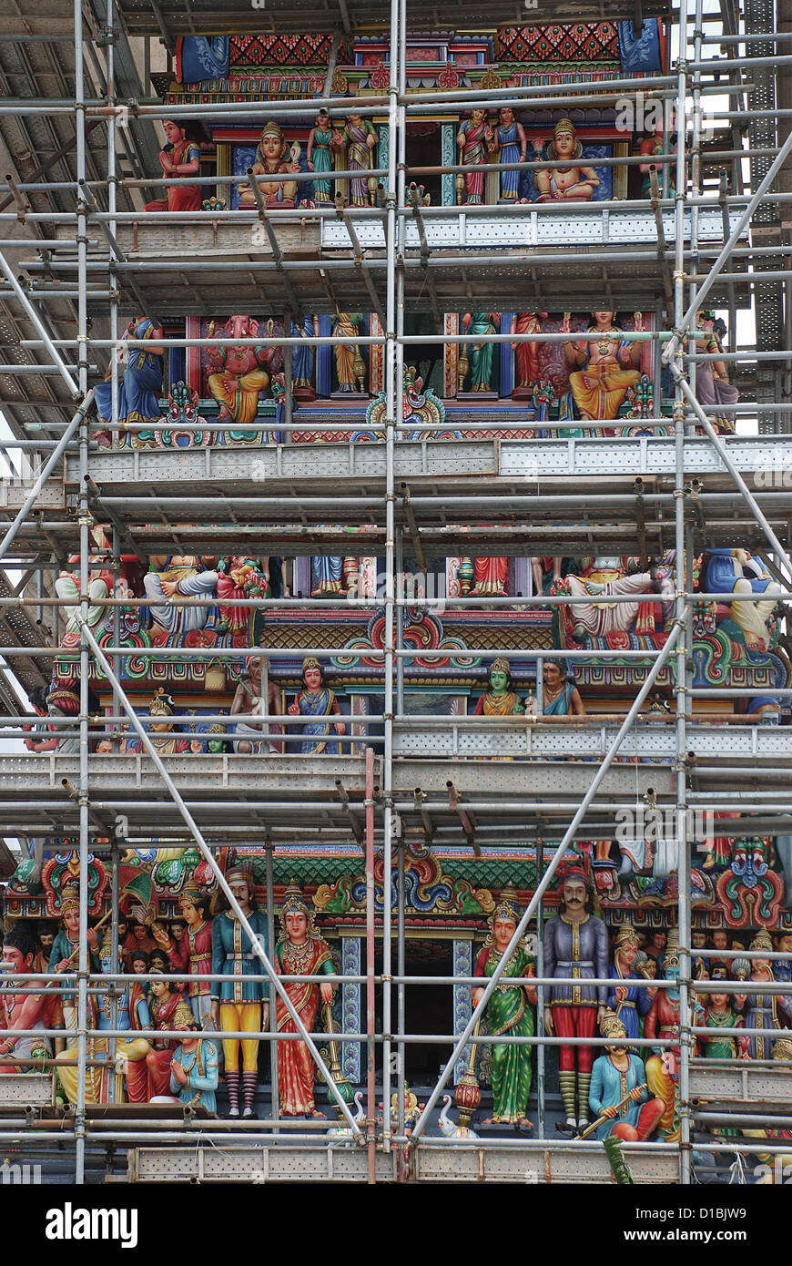 Il Tempio di Sri Mariamman in Singapore coperti con i ponteggi, sotto lavori di rinnovo. Singapore, Sud-est asiatico. Foto Stock