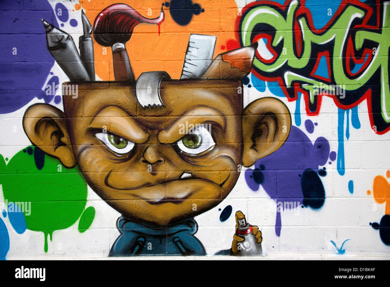 Graffiti su edificio vacante Detroit Michigan STATI UNITI Foto Stock