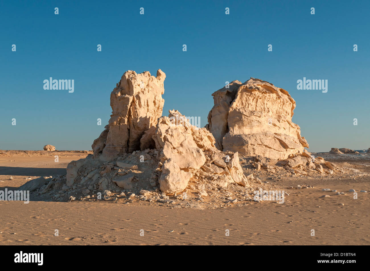 Chalk formazioni rocciose, White Desert (Sahara el Beyda), Egitto Foto Stock