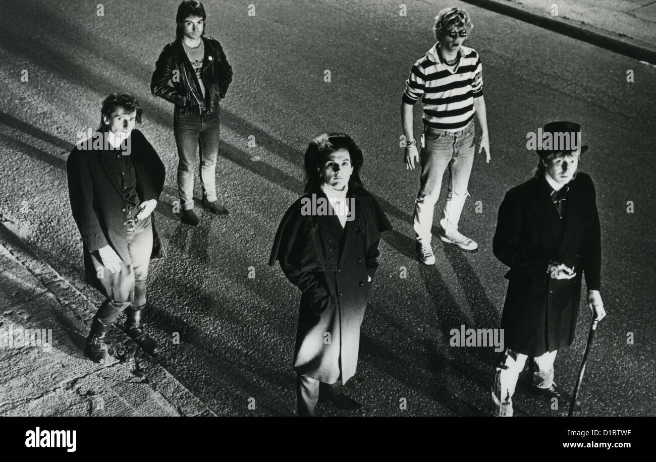 Dannati foto promozionale del Regno Unito del gruppo rock 1980 circa con la Captain Sensible secondo da destra Foto Stock