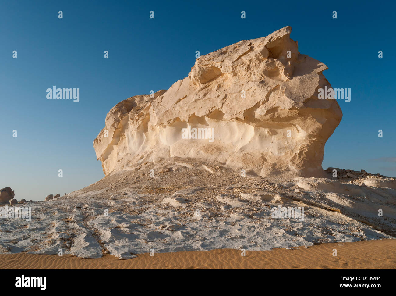 Chalk formazioni rocciose, White Desert (Sahara el Beyda), Egitto Foto Stock