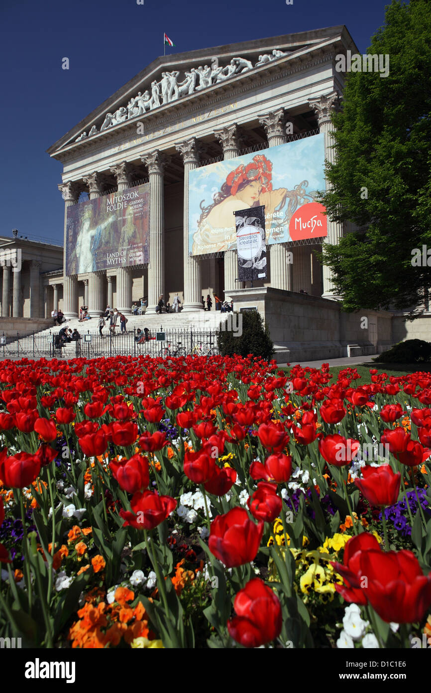 Budapest, Museo delle Belle Arti a Piazza degli Eroi Foto Stock