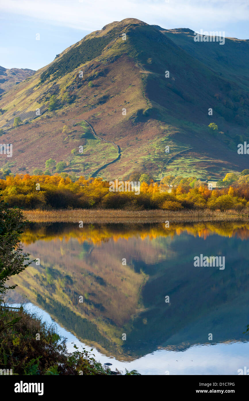 Vista su fratelli acqua verso Alta Hartsop Dodd, Parco Nazionale del Distretto dei Laghi. Foto Stock