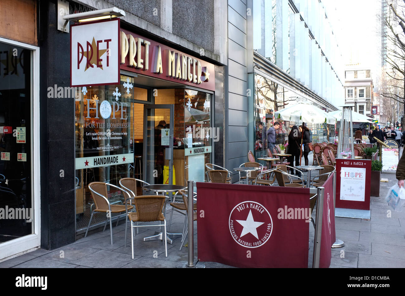 Pret a manger tottenham court road London wc1 uk 2012 Foto Stock