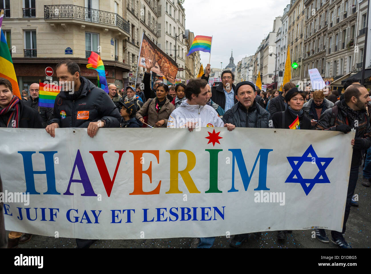 Parigi, Francia, dimostrazione Ebraica , Gay Group Holding Banner in Pro Gay Marriage dimostrazione, LGBT Attivismo, marcia di protesta per i diritti civili Foto Stock