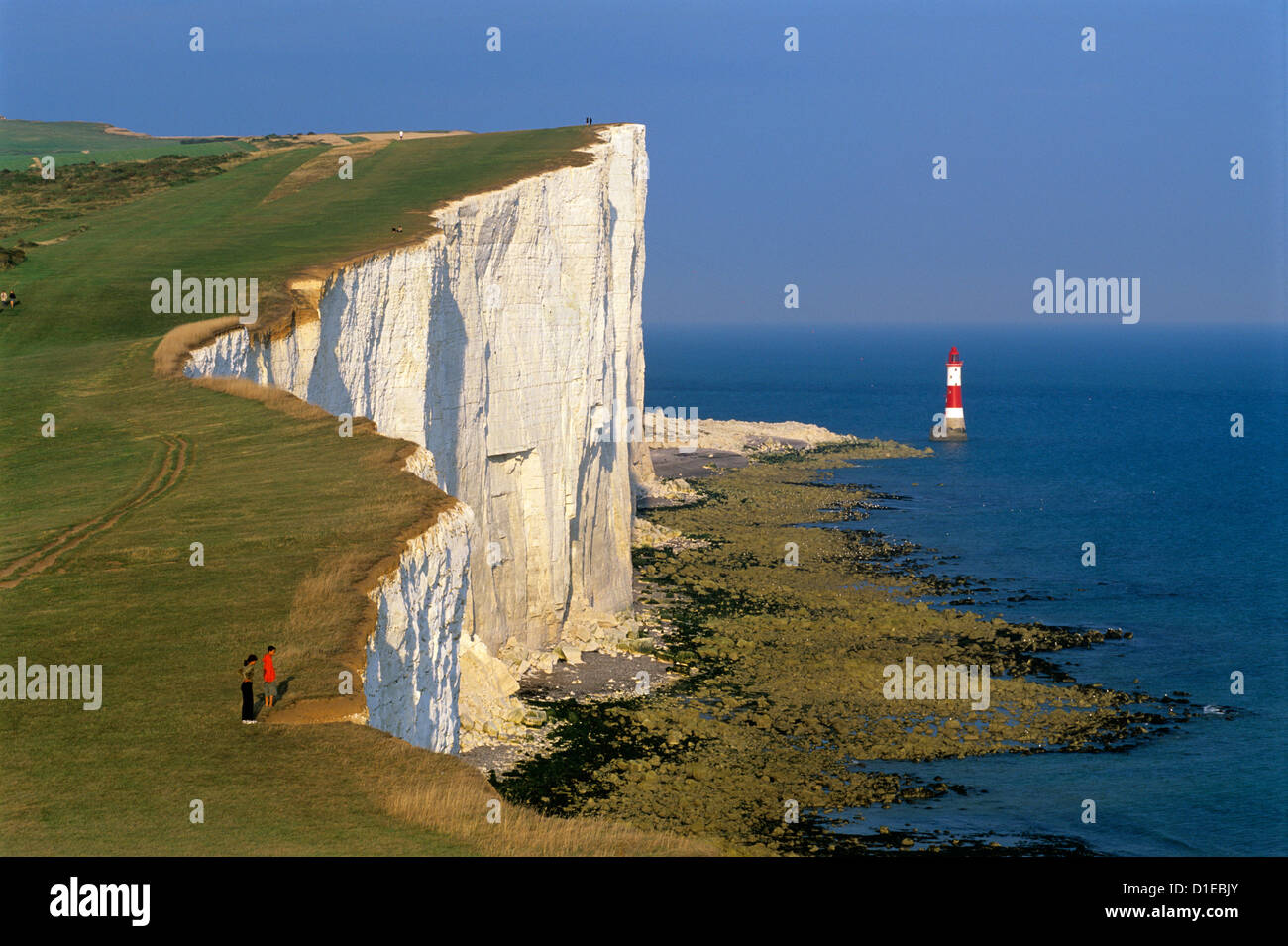 Beachy Head Lighthouse e chalk cliffs, Eastbourne, East Sussex, England, Regno Unito, Europa Foto Stock