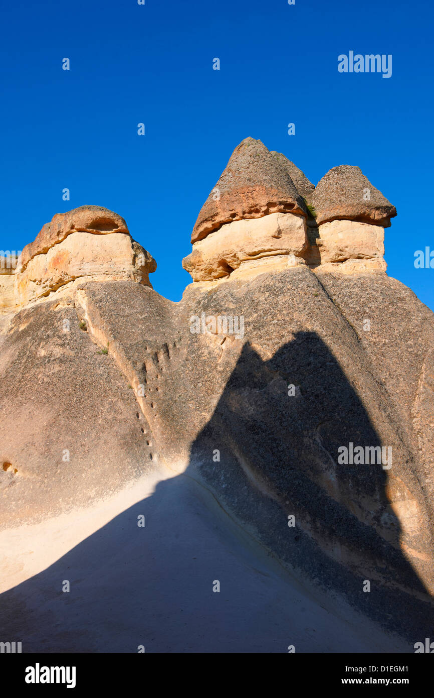 Ciuffo vulcanica formazioni rocciose Cappadocia Turchia Foto Stock