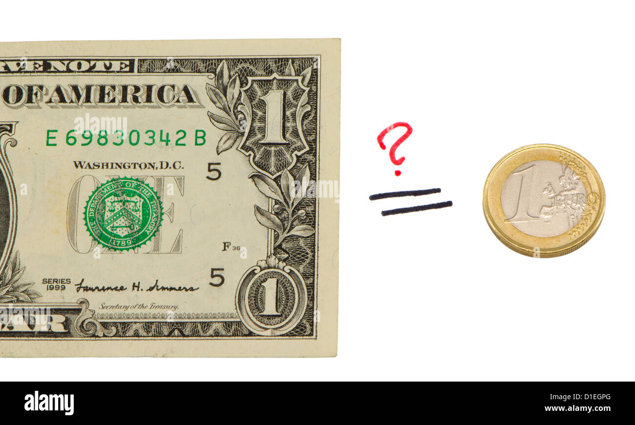 Concetto confronta usd dollaro e della carta europea di monete in euro di denaro. Foto Stock