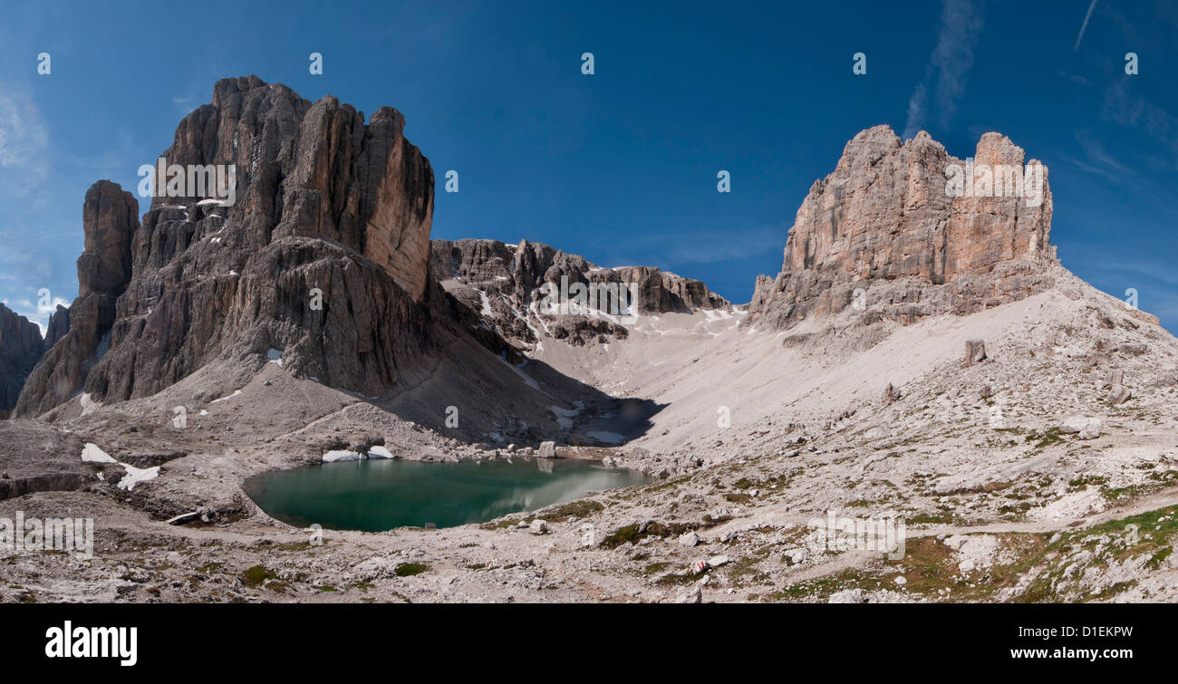 Pisciaduspitze con lago di montagna, Dolomiti, Alto Adige, Italia Foto Stock