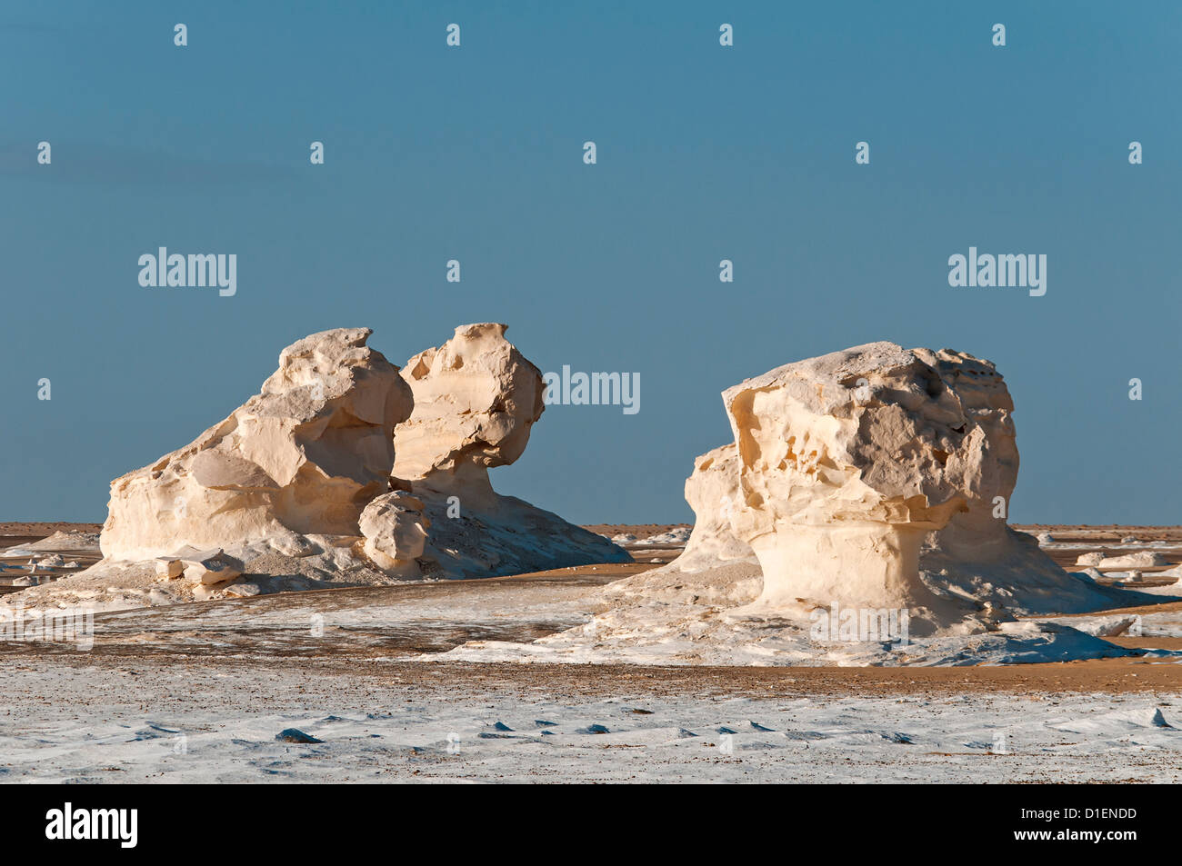 Chalk formazioni rocciose, White Desert (Sahara el Beyda), Egitto Foto Stock