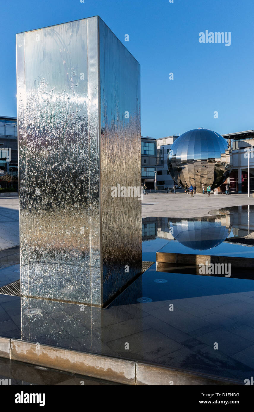 Millennium Square a Bristol, Inghilterra, Regno Unito Foto Stock