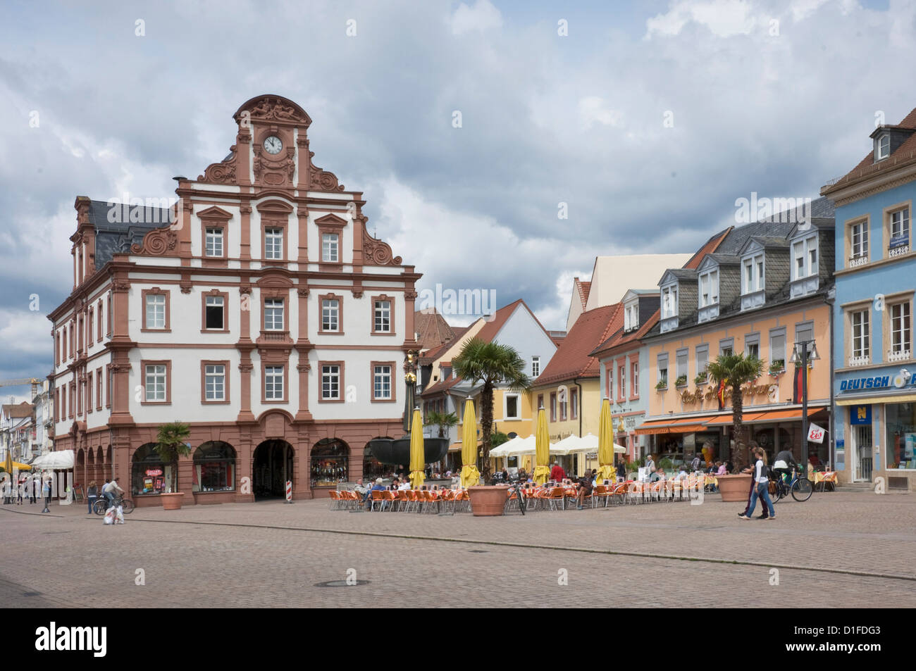 Il Municipio e la piazza principale, Speyer, Renania Palatinato, Germania, Europa Foto Stock