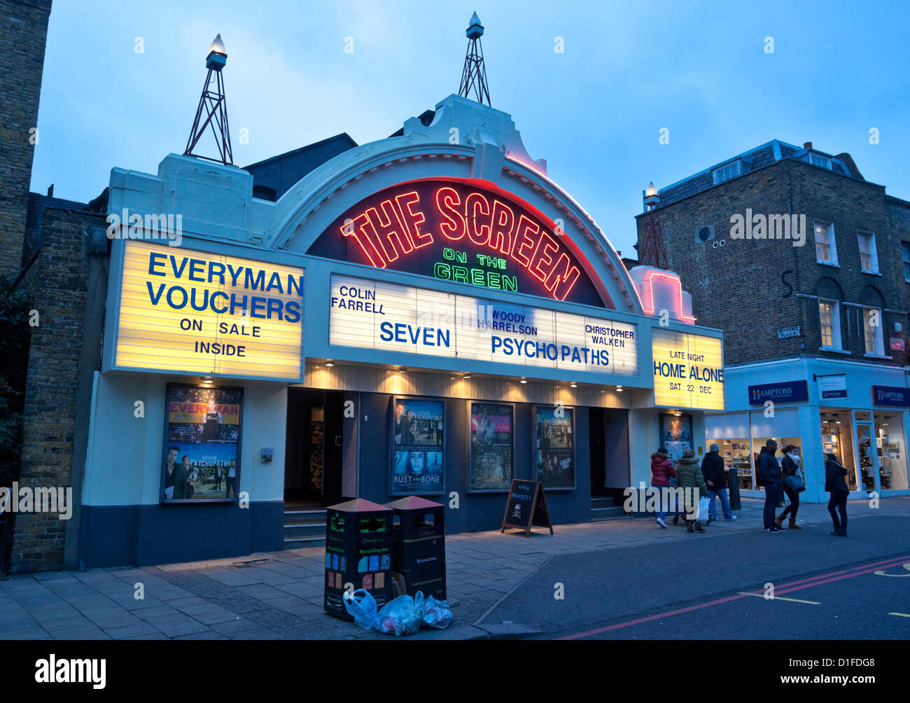 Lo schermo del Green Cinema, Upper Street, London Borough of Islington, Londra, Inghilterra, Regno Unito. Foto Stock