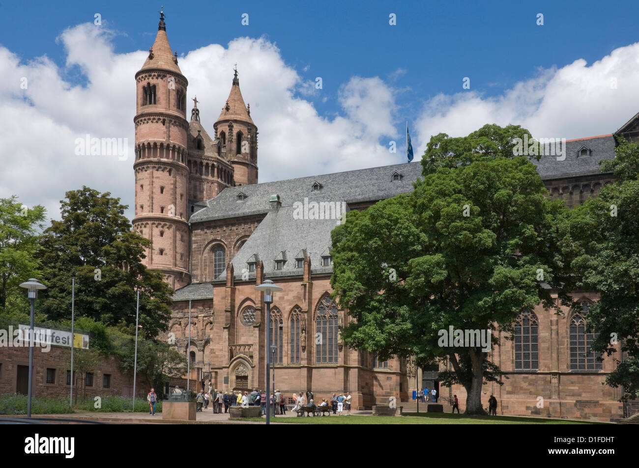 Il New-Romanesque Cattedrale di San Pietro, Worm, Renania Palatinato, Germania, Europa Foto Stock