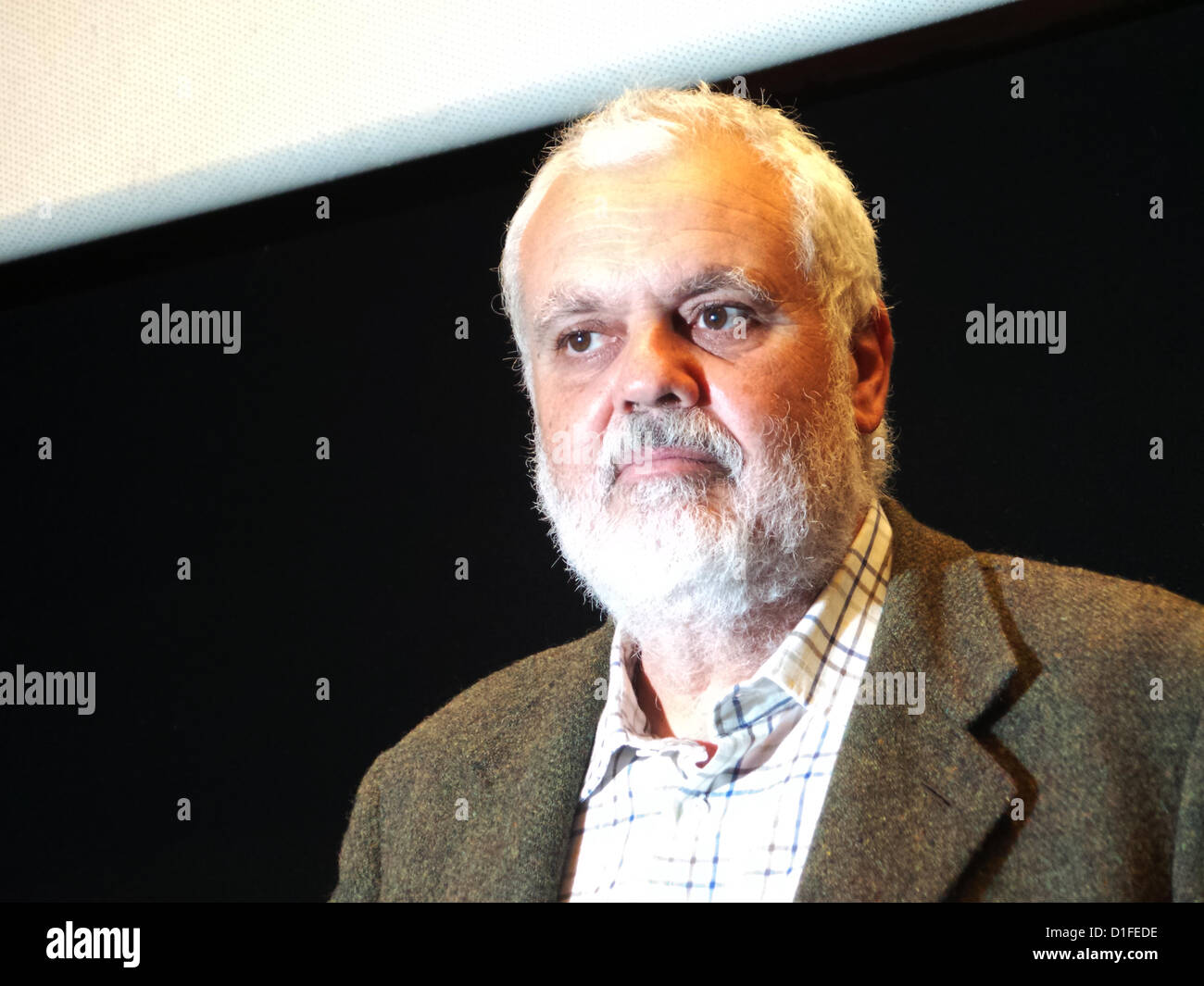 Il filmaker italiani Marco Tullio Giordana presenta il suo film "Romanzo di una strage" XVIII Dicembre in Verdi cinema di Barcellona durante l'ultimo giorno del Festival del cinema italiano. Foto Stock