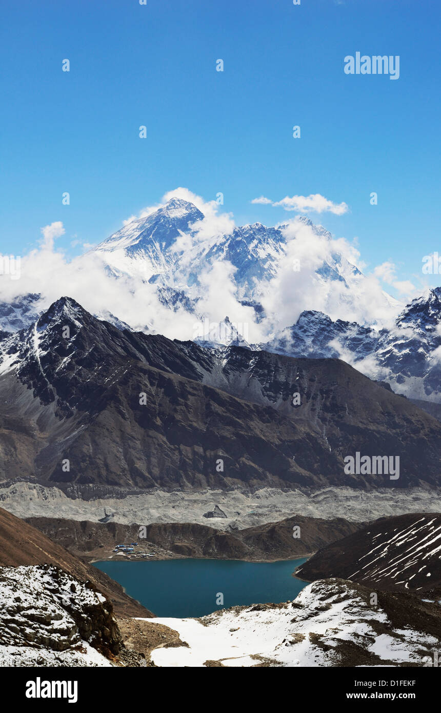 Vista dal Renjo Pass del monte Everest, Everest Himalayan Range e Gokyo Lake, il Parco Nazionale di Sagarmatha, Purwanchal, Nepal Foto Stock