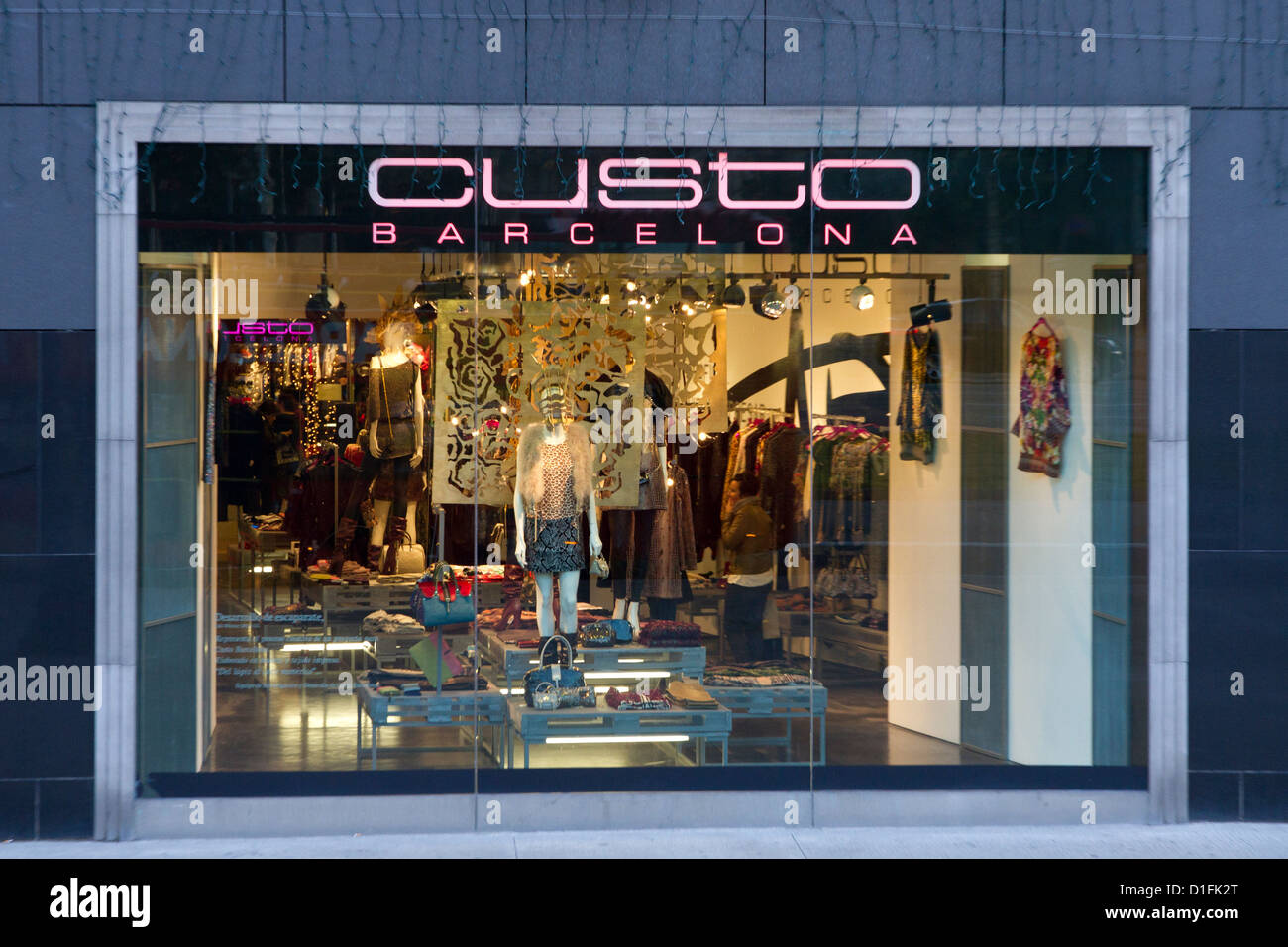 Custo Barcellona shop store di Custo Dalmau Barcellona Spagna Foto stock -  Alamy