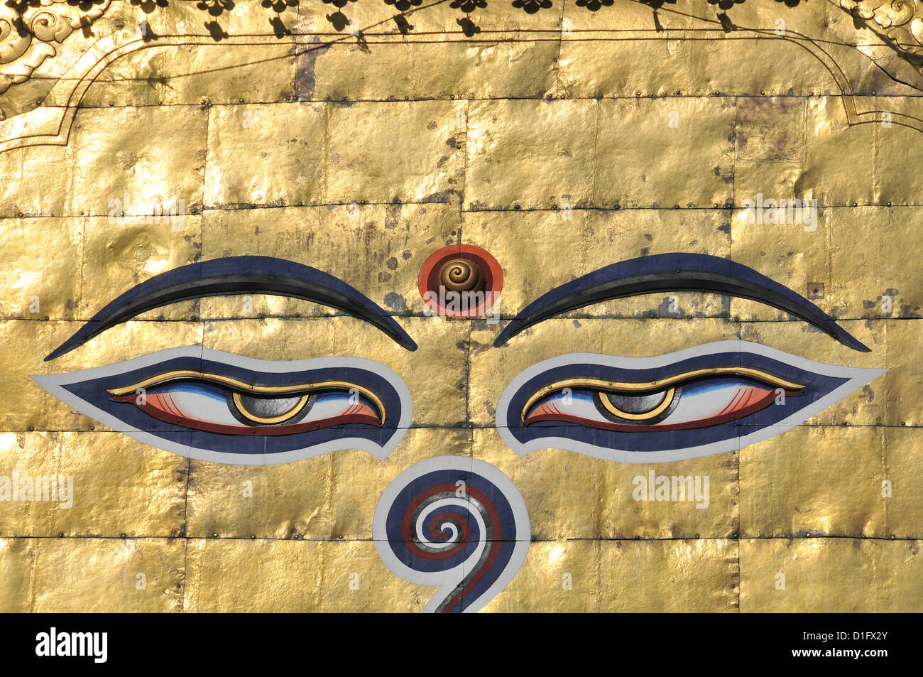 Stupa occhi di Buddha Swayambunath temple Kathmandu in Nepal Foto Stock
