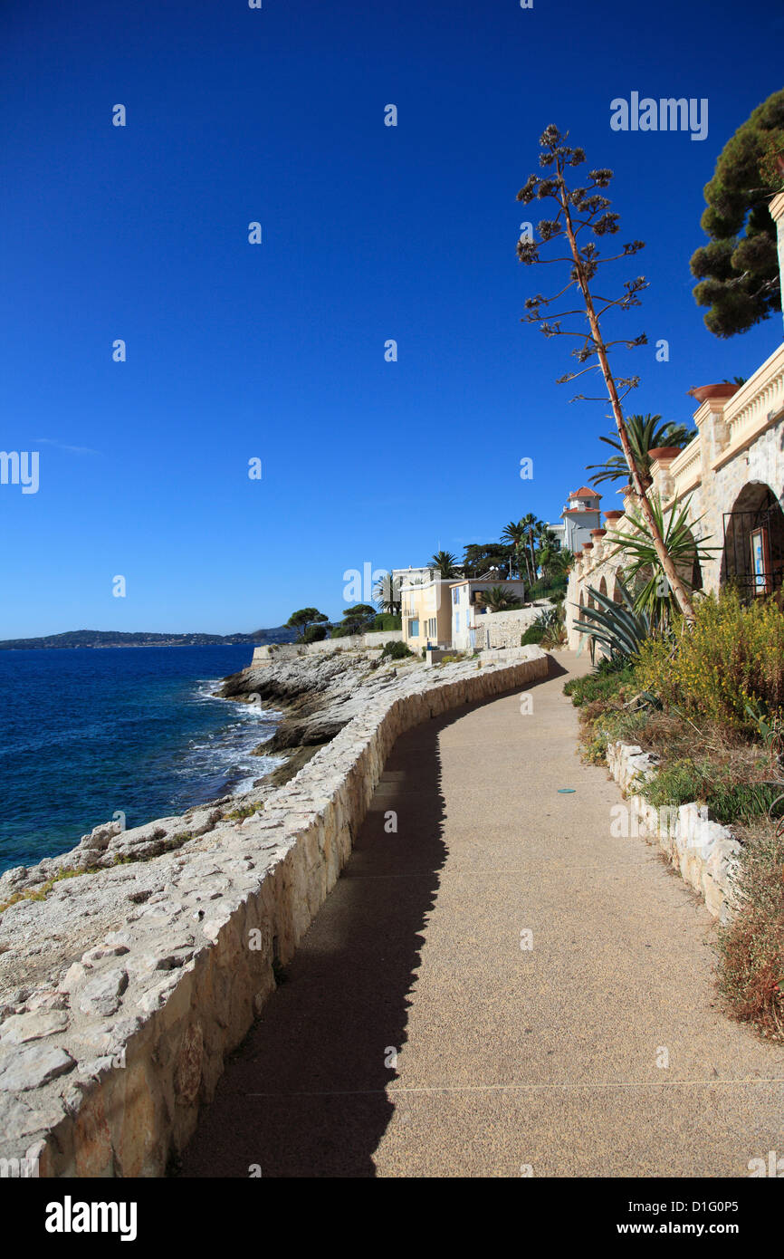 Sentiero costiero, Cap d'Ail, Provenza, Cote d'Azur, Riviera Francese, Mediterraneo, Francia, Europa Foto Stock