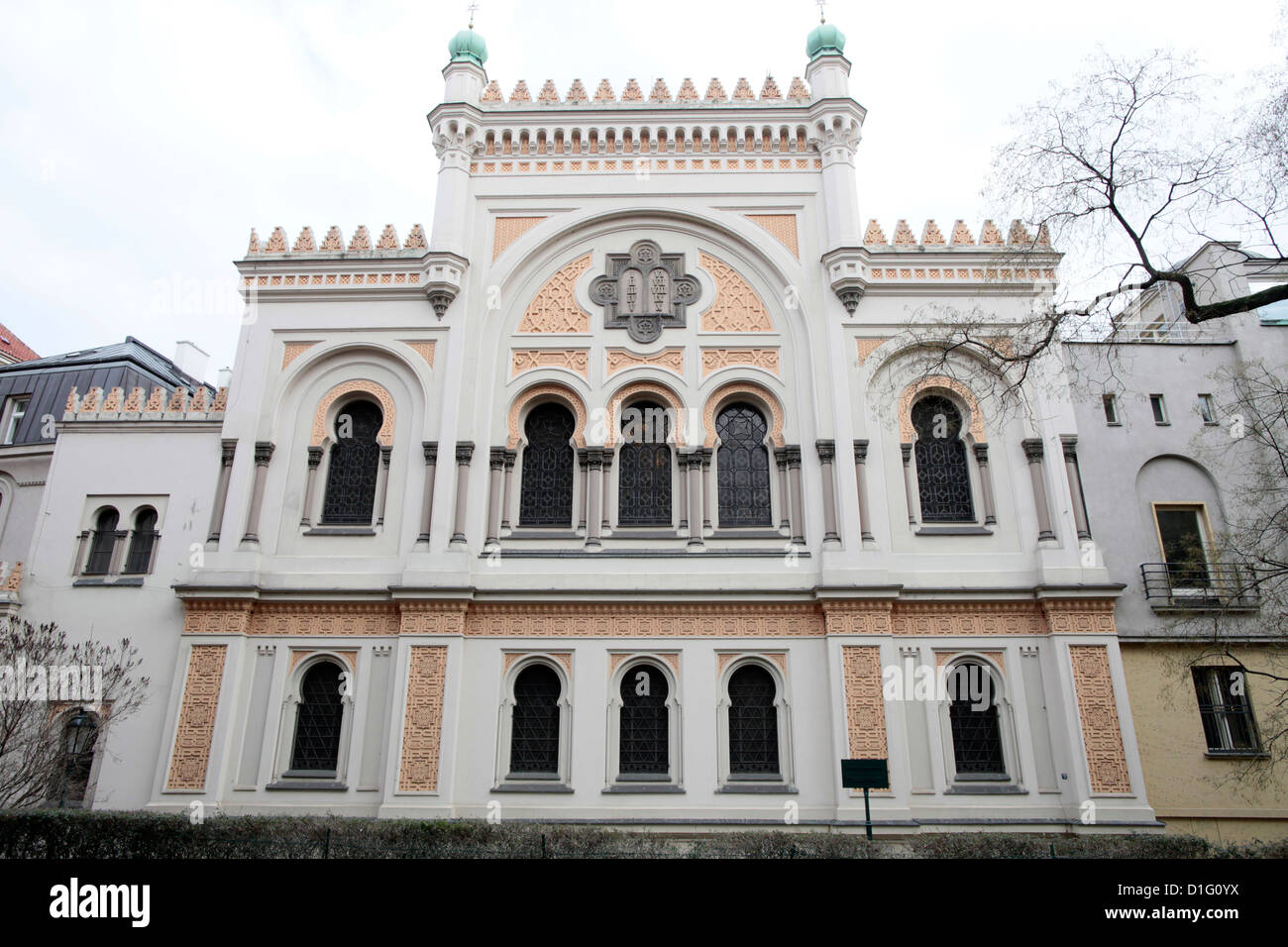La Sinagoga Spagnola edificata nel 1868, Praga, Repubblica Ceca, Europa Foto Stock