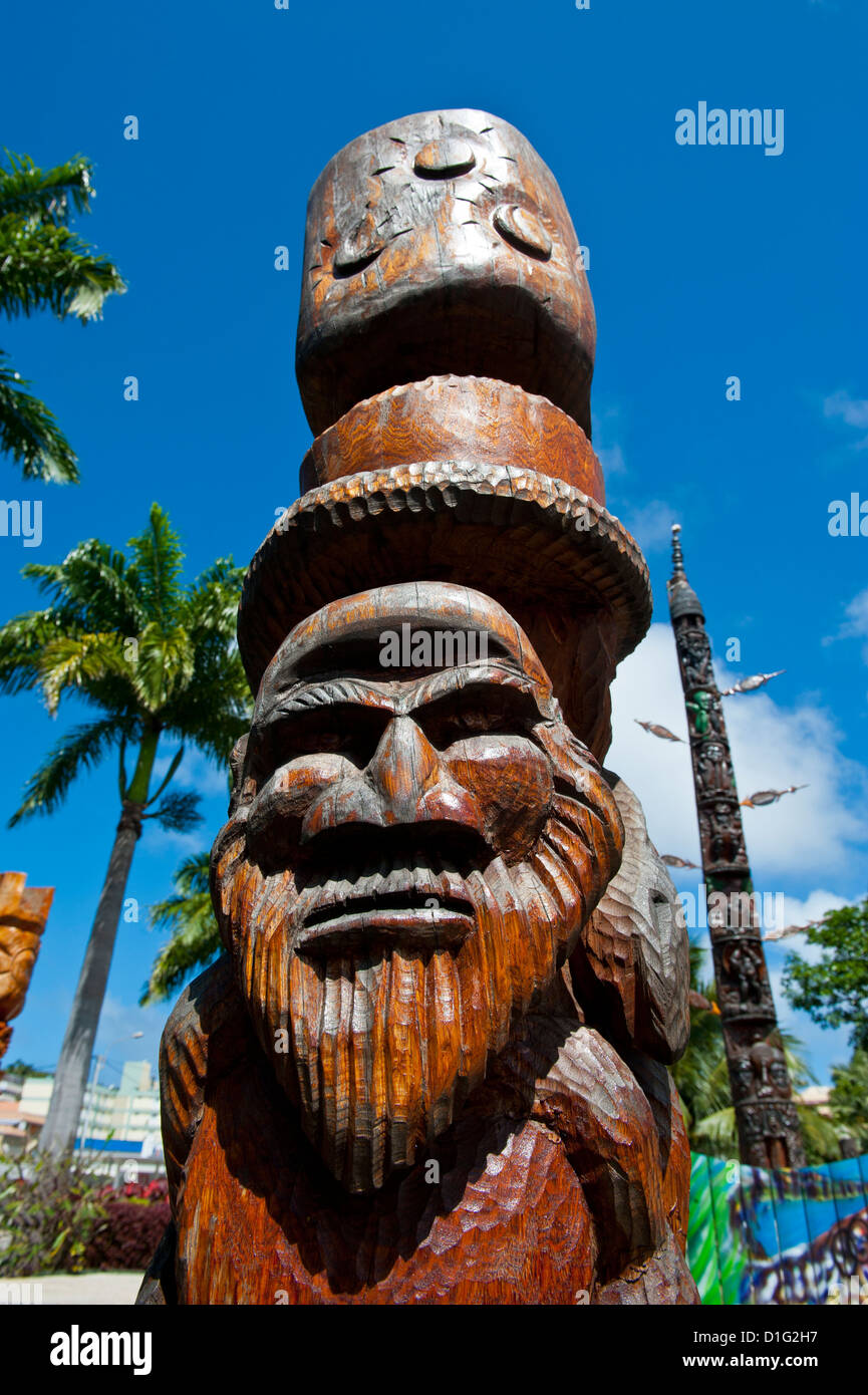 Tradizionali di intaglio del legno a Noumea, Nuova Caledonia, Melanesia, South Pacific Pacific Foto Stock