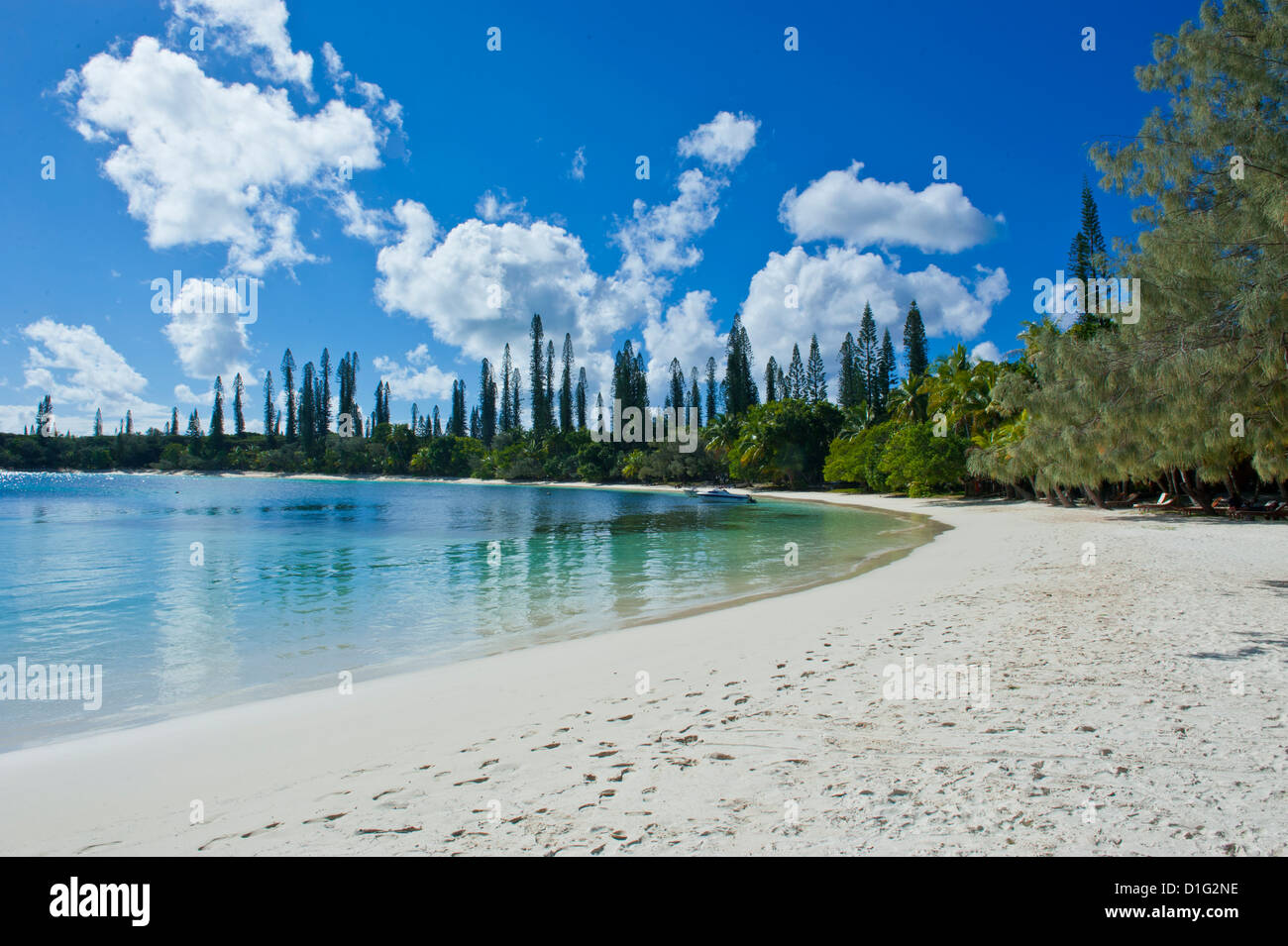 Spiaggia di sabbia bianca, la baia de Kanumera, Ile des Pins, Nuova Caledonia, Melanesia, South Pacific Pacific Foto Stock