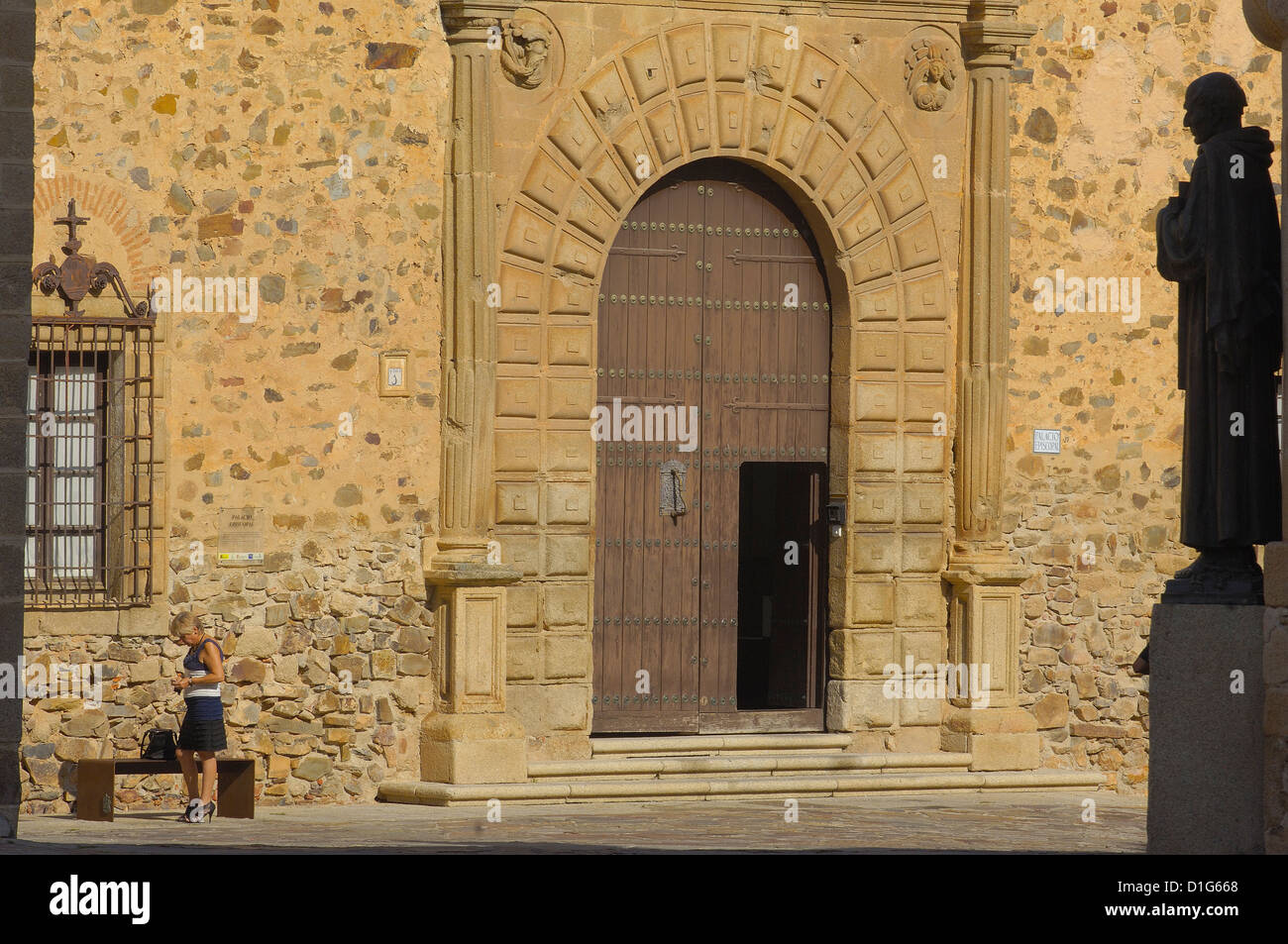 Caceres, Palazzo Vescovile, il palazzo episcopale, sito patrimonio mondiale dell'UNESCO, Estremadura, Spagna Foto Stock