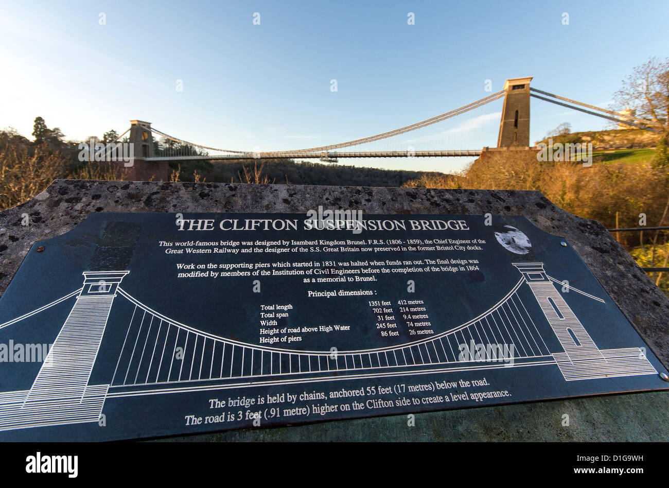 Clifton Suspension Bridge spanning the Avon Gorge a Bristol, Inghilterra, Regno Unito Foto Stock