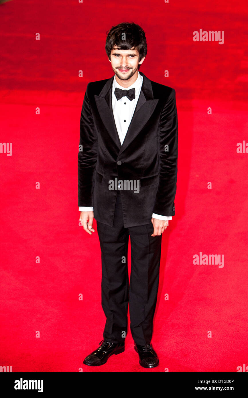 Ben Whishaw assiste il Royal premiere mondiale di 'Skyfall' alla Royal Albert Hall di Londra, Regno Unito, 23/10/2012 Foto Stock