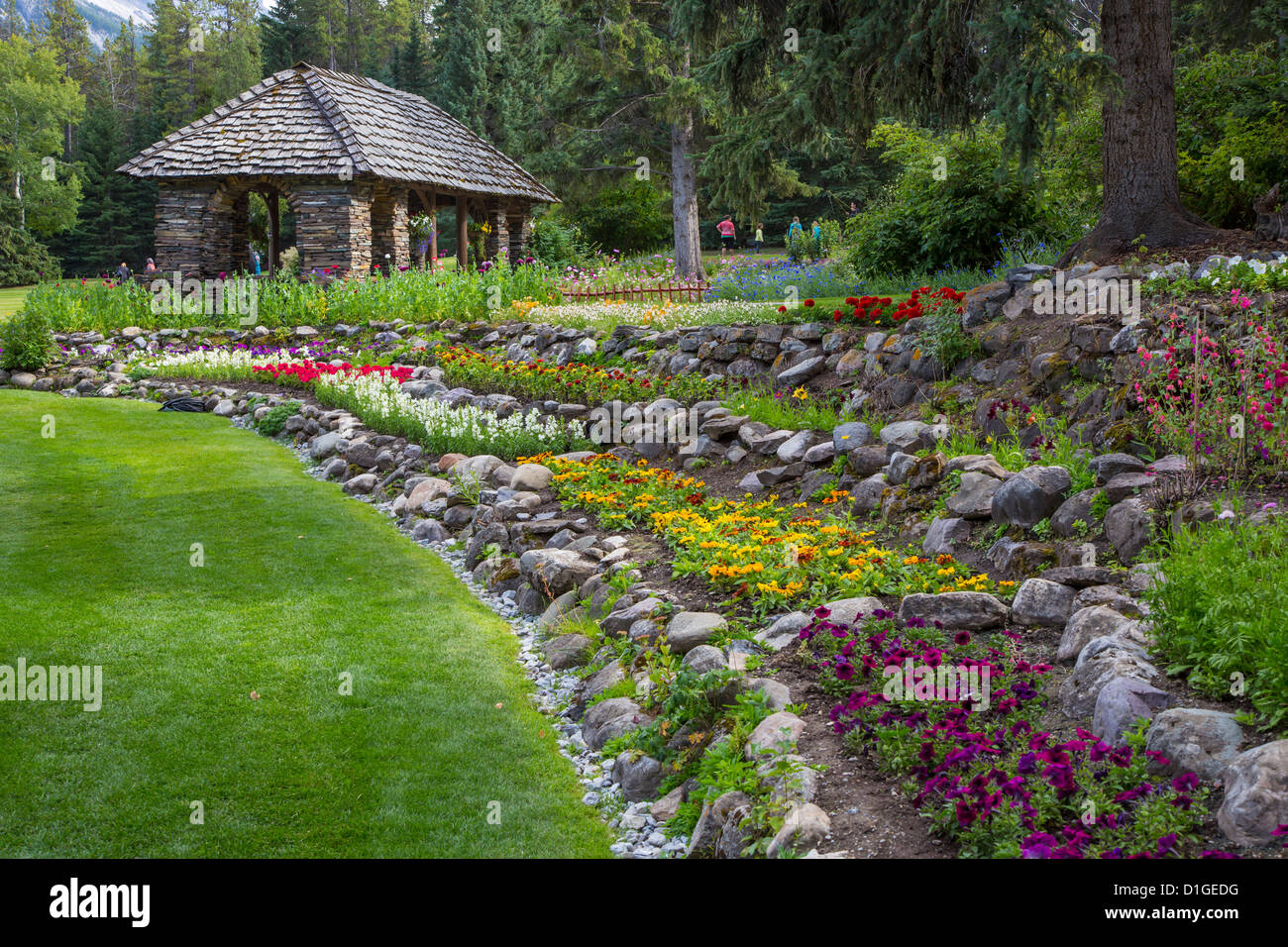 Cascata di giardini nel Parco Nazionale di Banff in città di Banff nelle Montagne Rocciose Canadesi in Alberta Canada Foto Stock
