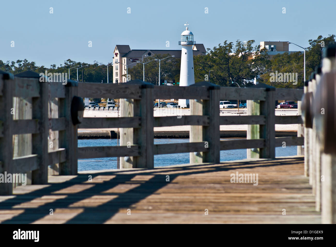 Famoso Biloxi Lighthouse dalla passerella in legno, Biloxi Mississippi , STATI UNITI Foto Stock