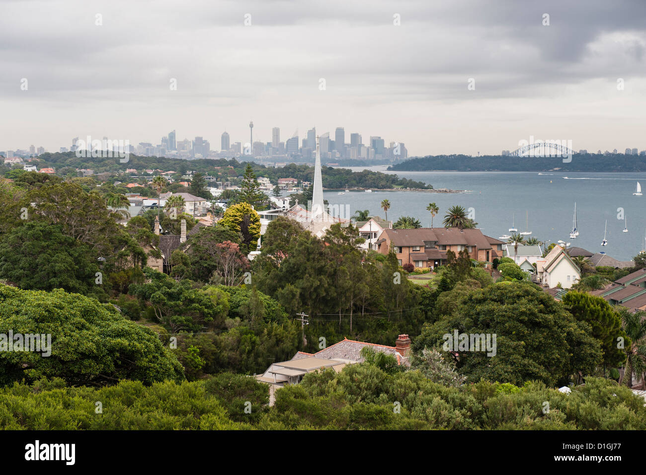 La passeggiata lungo il mare nella periferia est di Sydney è splendida, con splendide viste sulle spiagge e il Mare di Tasmania. Foto Stock