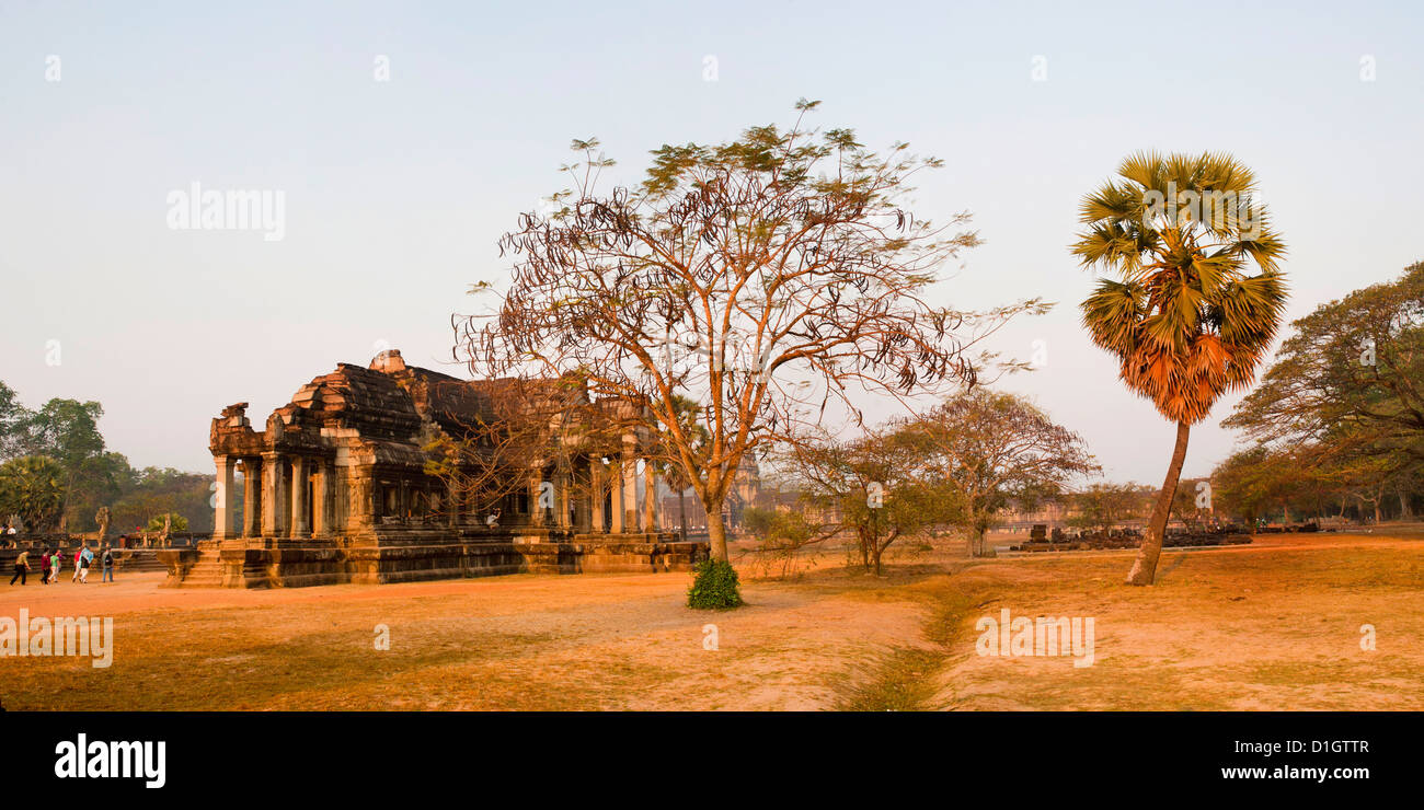 Foto panoramiche di Angkor Wat, libreria di Angkor Wat tempio complesso, Siem Reap, Cambogia, Indocina, Asia sud-orientale, Asia Foto Stock
