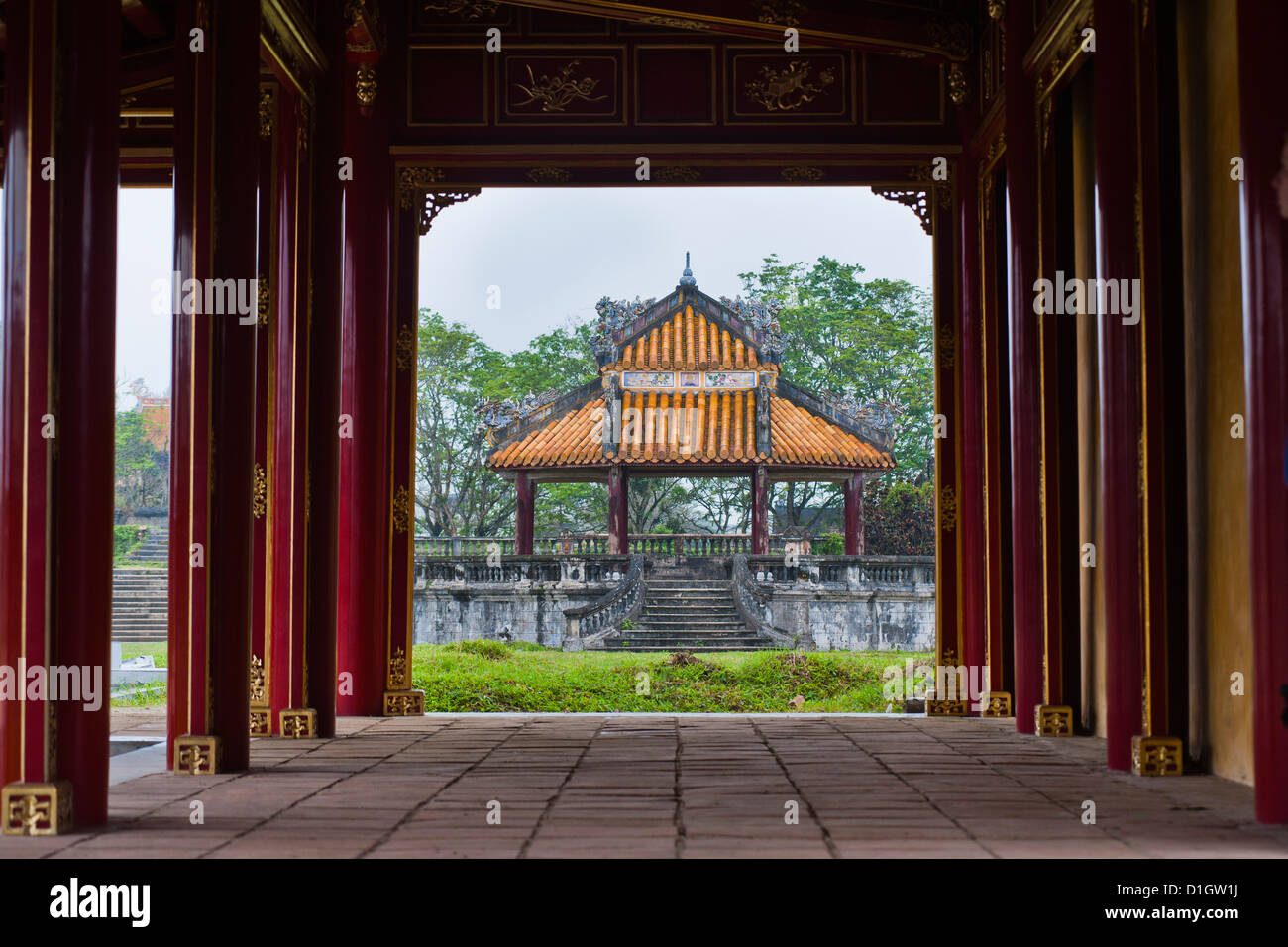 Pagoda in tonalità cittadella, la città imperiale di Hue, Sito Patrimonio Mondiale dell'UNESCO, Vietnam, Indocina, Asia sud-orientale, Asia Foto Stock