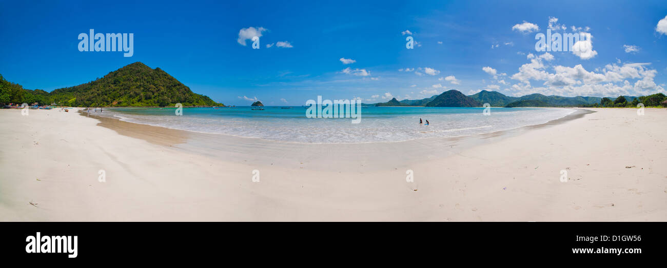 Foto panoramica di idilliaci Selong Belanak Beach, Sud Lombok, Indonesia, Asia sud-orientale, Asia Foto Stock