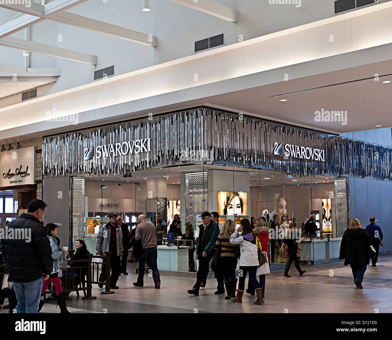 Gioielli Swarovski Store in Carrefour Laval, Quebec, Canada Foto Stock