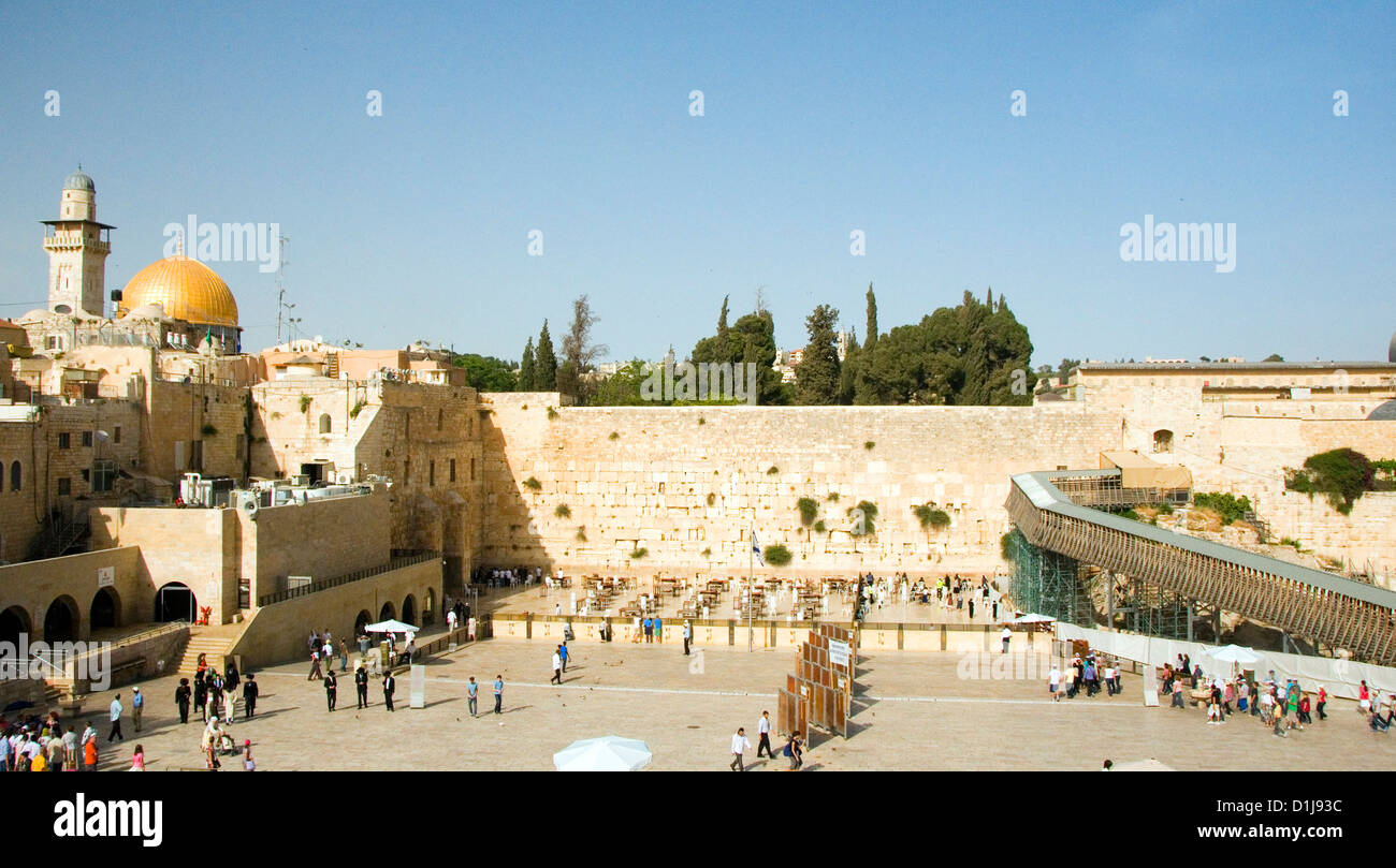 Western storico muro del pianto la gente pregava oro Cupola della roccia io palestina israele Gold Dome mosque tempio a pregare pregare Wester Foto Stock