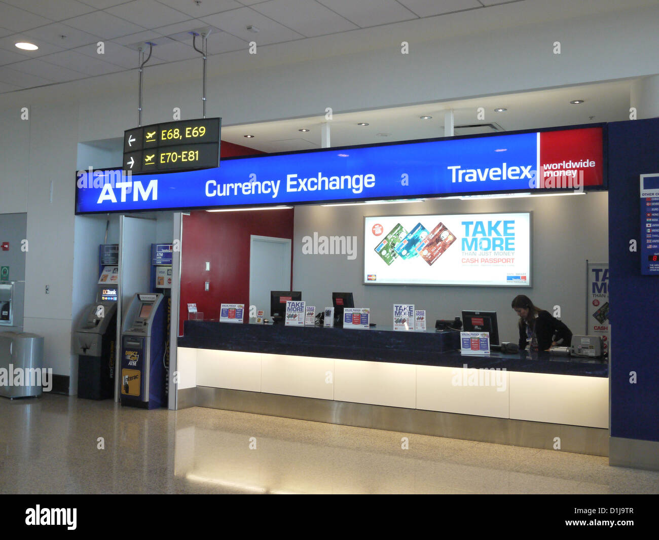 Uno sportello per il cambio valuta stand Toronto Airport Foto Stock