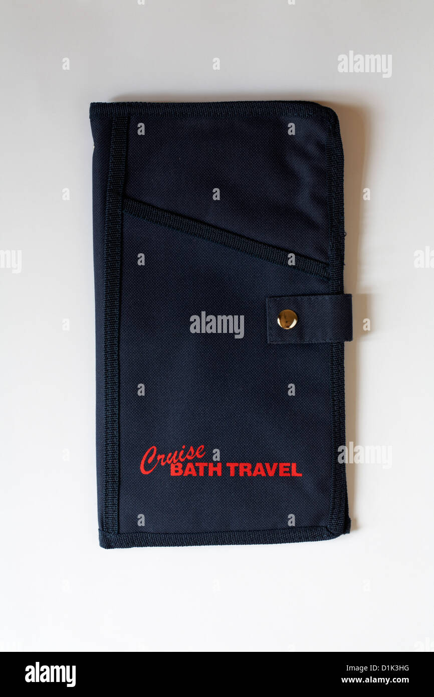 Bagno di crociera sul documento di viaggio wallet isolati su sfondo bianco Foto Stock