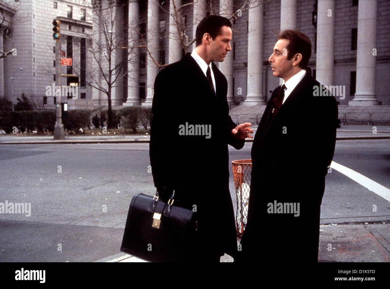 Im Auftrag Des Teufels l'avvocato del diavolo Keanu Reeves, Al Pacino.Caption locale *** 1997 IFTN/Warner Brothers fermi 04'98 Foto Stock