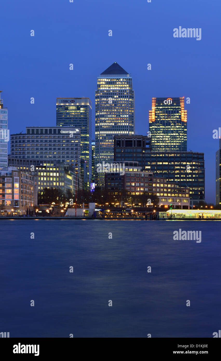 In Canarie Riverside, Canary Wharf station wagon, Docklands, East London, Regno Unito Foto Stock