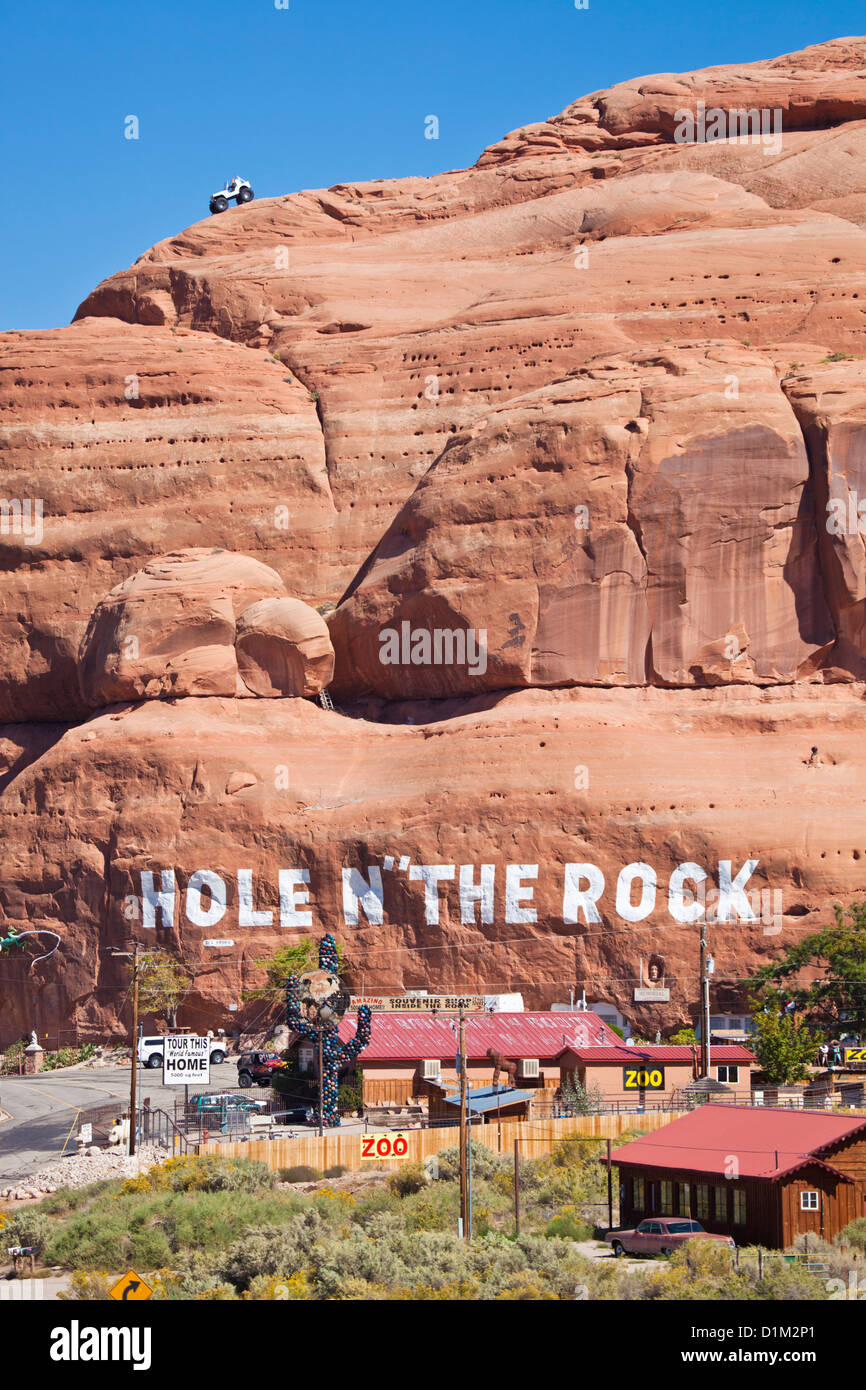Foro n' il rock americana strada attrazione turistica souvenir shop al di fuori di Moab Utah Stati Uniti d'America USA US Foto Stock
