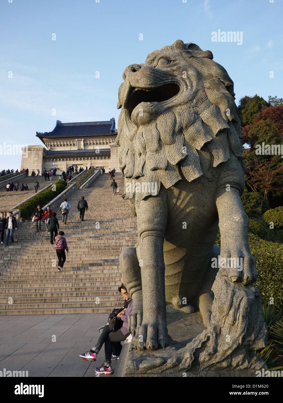 Cinese statua lion dr mausoleo di Sun Yat Sen tomba Foto Stock