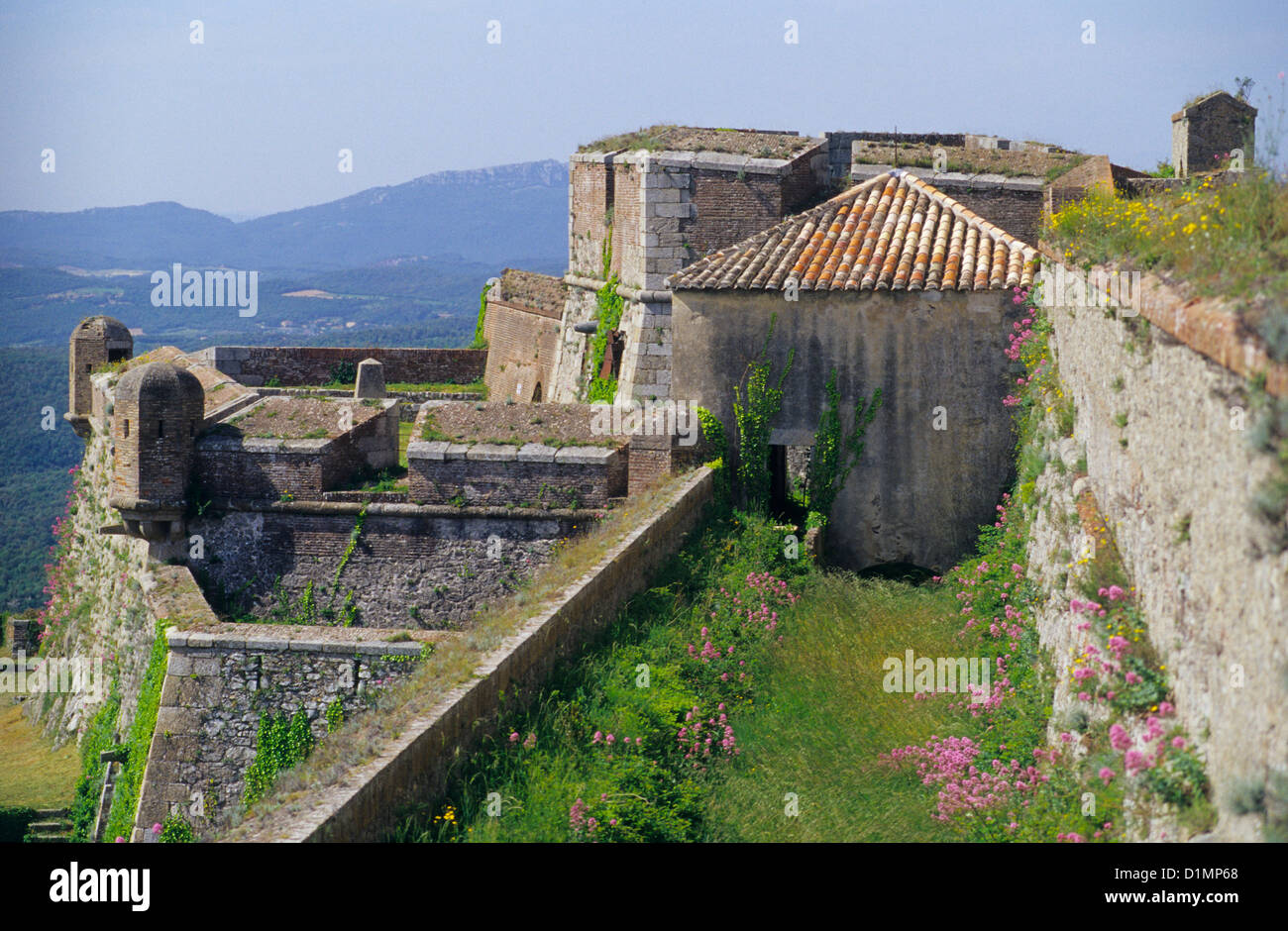 Bellegarde fort, Le Perthus, Pirenei orientali, Languedoc-Roussillon, Francia Foto Stock