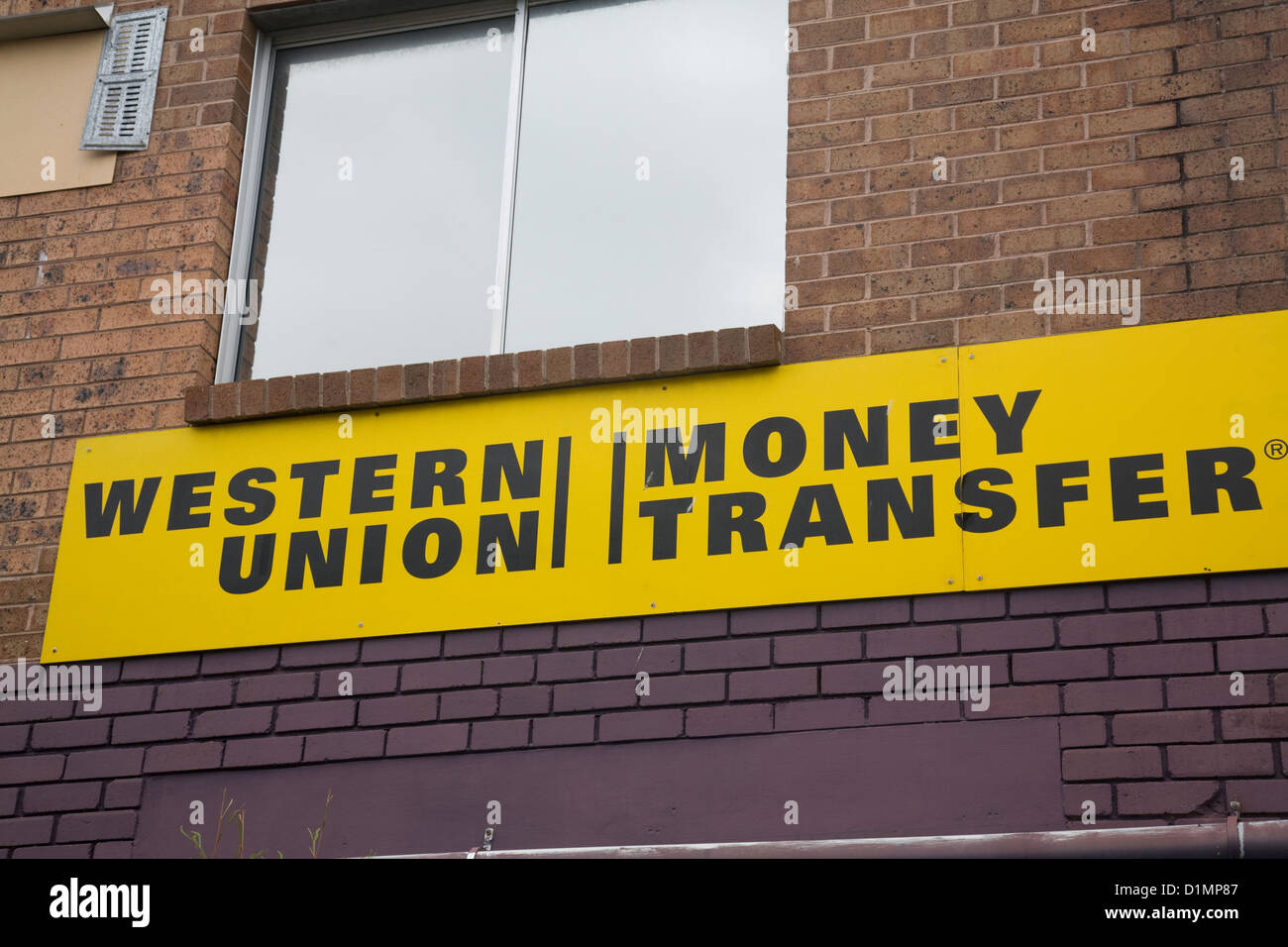 Trasferimento di denaro di Western Union banner di Avalon,Sydney , Australia Foto Stock