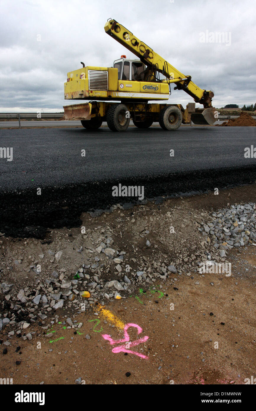 Costruzione macchine sulla nuova autostrada Foto Stock