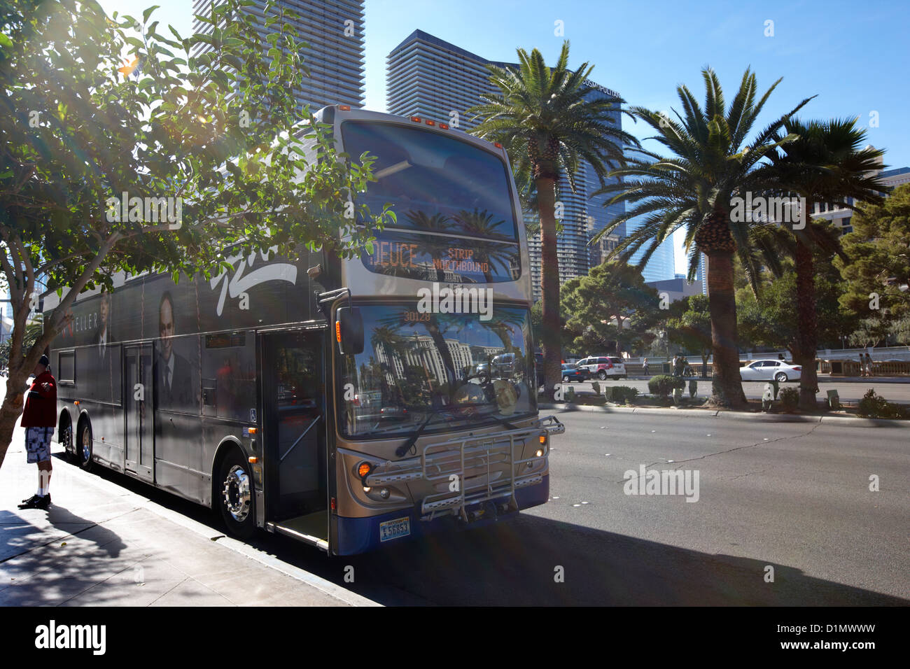 Il deuce double deck bus sulla strip di Las Vegas Nevada USA Foto Stock