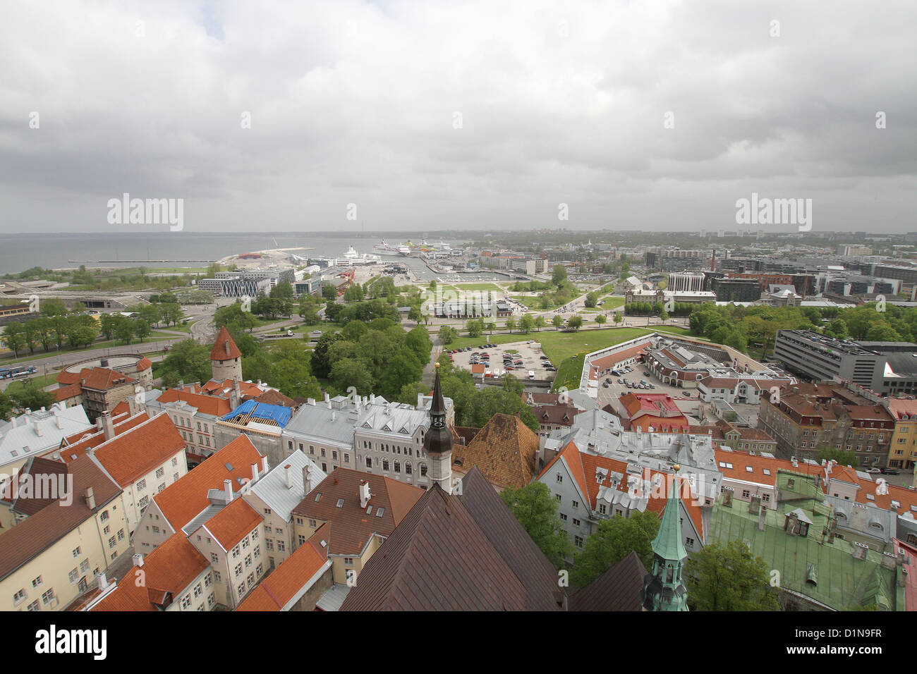 Panoramica di Tallinn Estonia Foto Stock