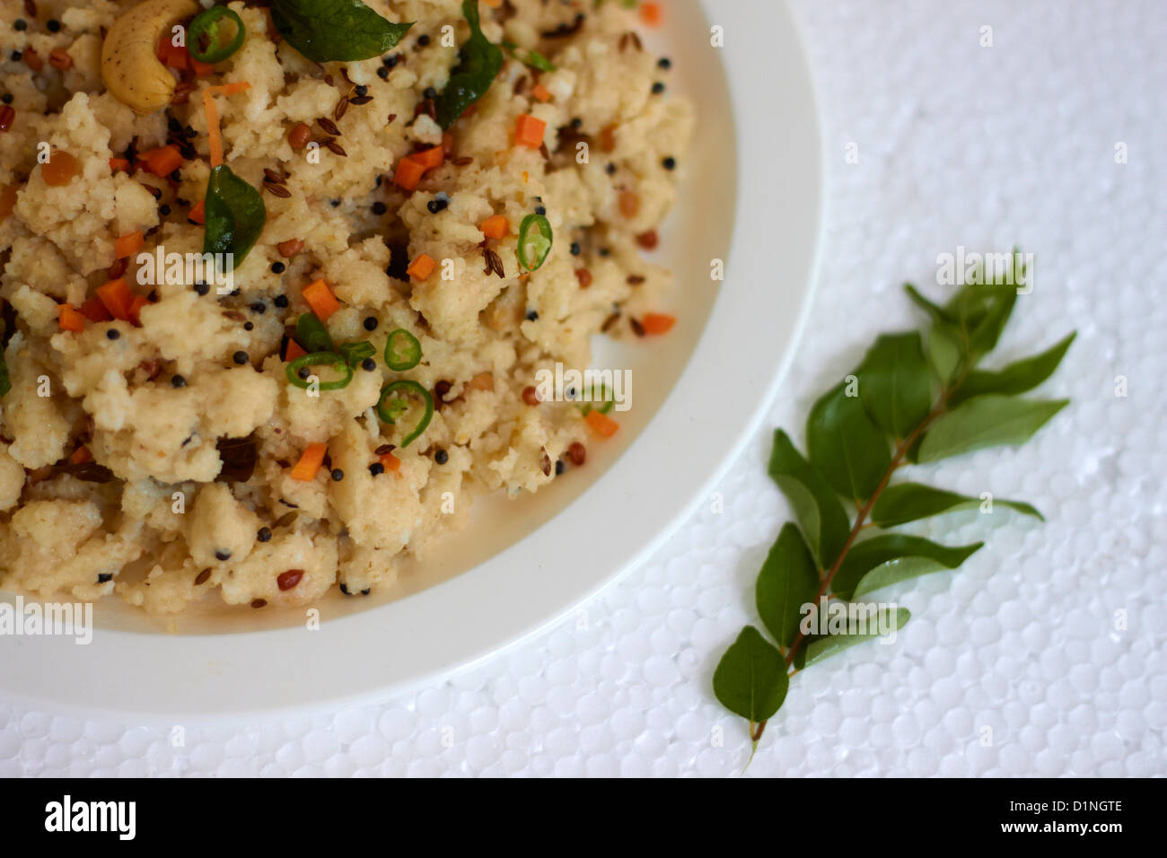 Upma è un famoso sud piatto indiano. Foto Stock